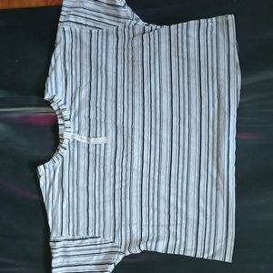 Lululemon Cate's Tee size 8